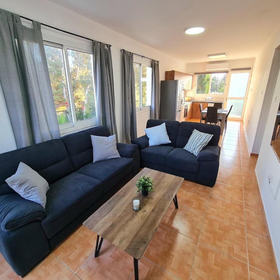 Ntoras Holiday Home 파포스 외부 사진
