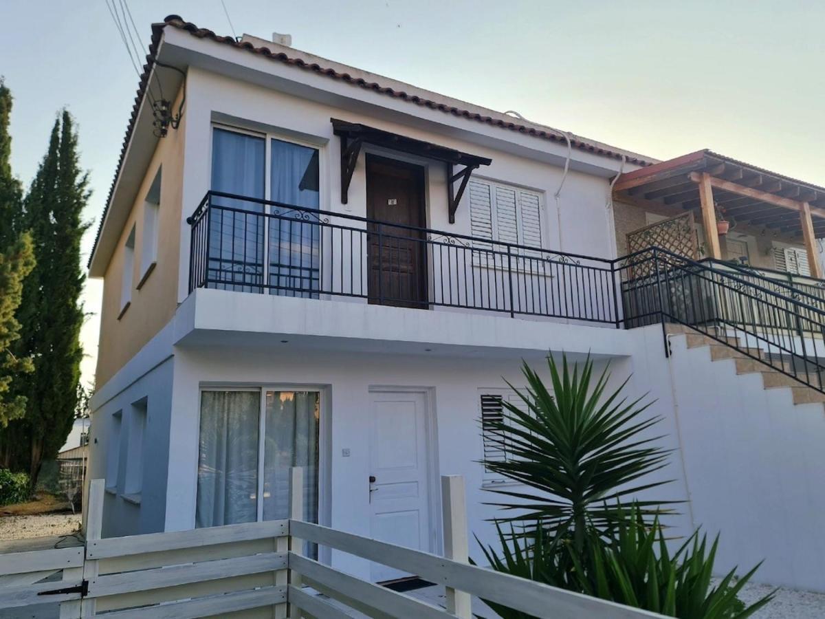 Ntoras Holiday Home 파포스 외부 사진